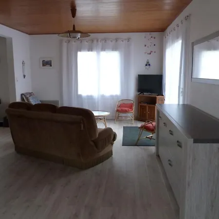 Maison Renovee Pres De La Plage, Avec Parking, Ideale Pour 4/6 Personnes - Fr-1-194-340