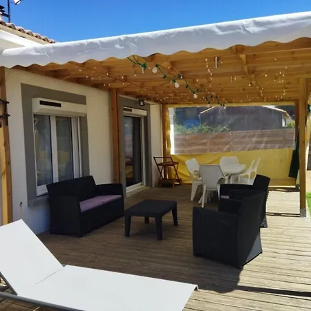 Prázdninový dům Maison Renovee Pres De La Plage, Avec Parking, Ideale Pour 4/6 Personnes - Fr-1-194-340 *