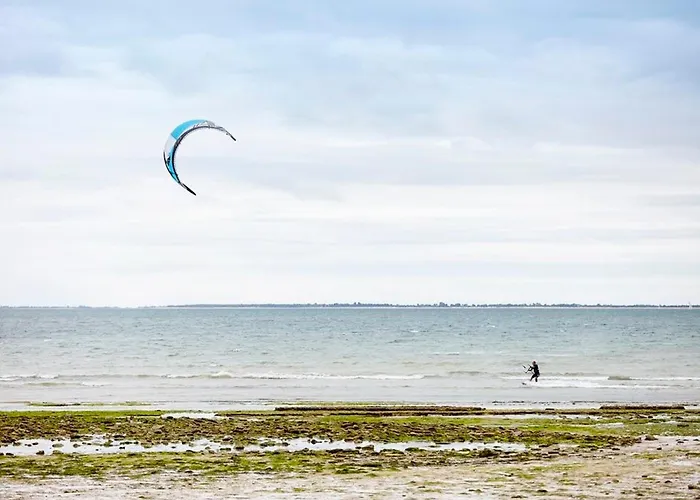 Maison Rénovée Près De La Plage, Avec Parking, Idéale Pour 4/6 Personnes - Fr-1-194-340 Hébergement de vacances *